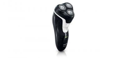 THE RIGHT WAY TO USE AN ELECTRIC SHAVER
